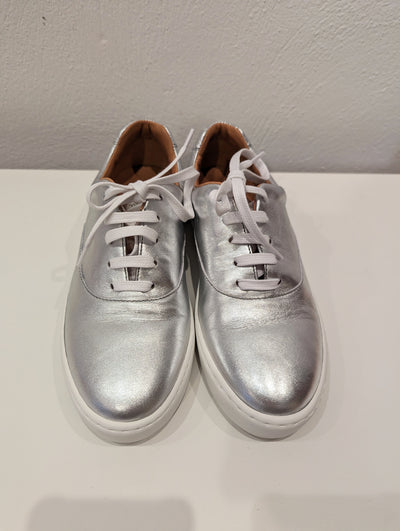 Russell & Bromley Silver trainers 37