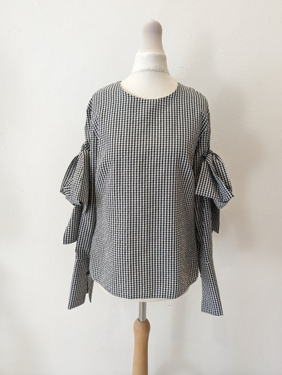 Girl In Mind Gingham Top 10