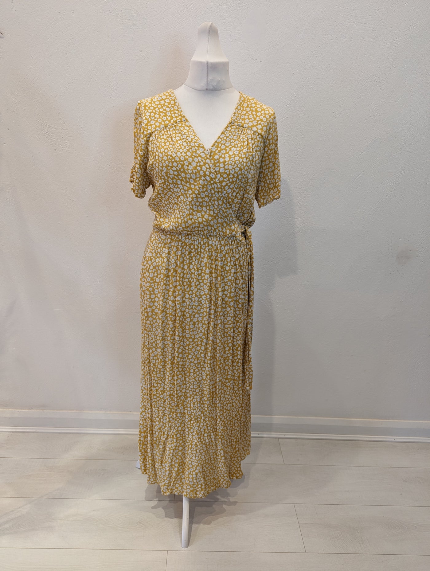 Ghanda Yellow Floral Dress 18