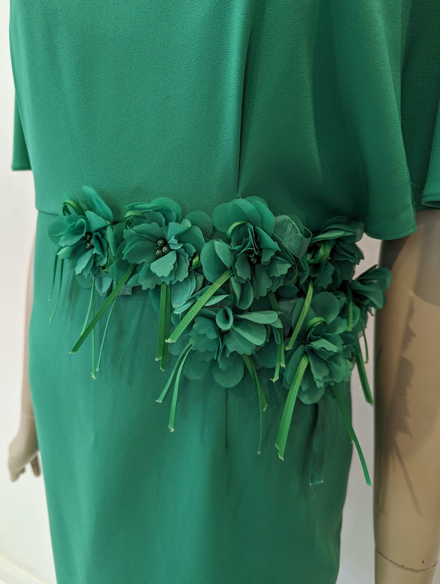 Cabotine Green Dress & Fascinator 44