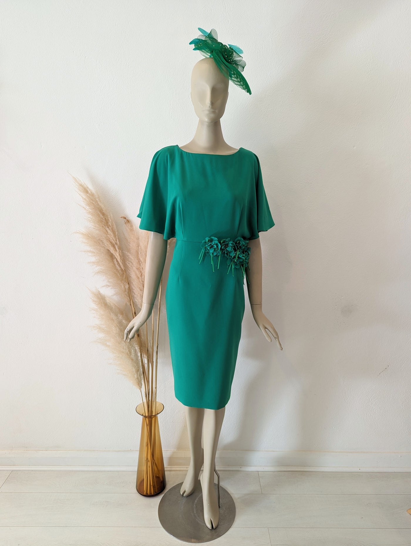 Cabotine Green Dress & Fascinator 44