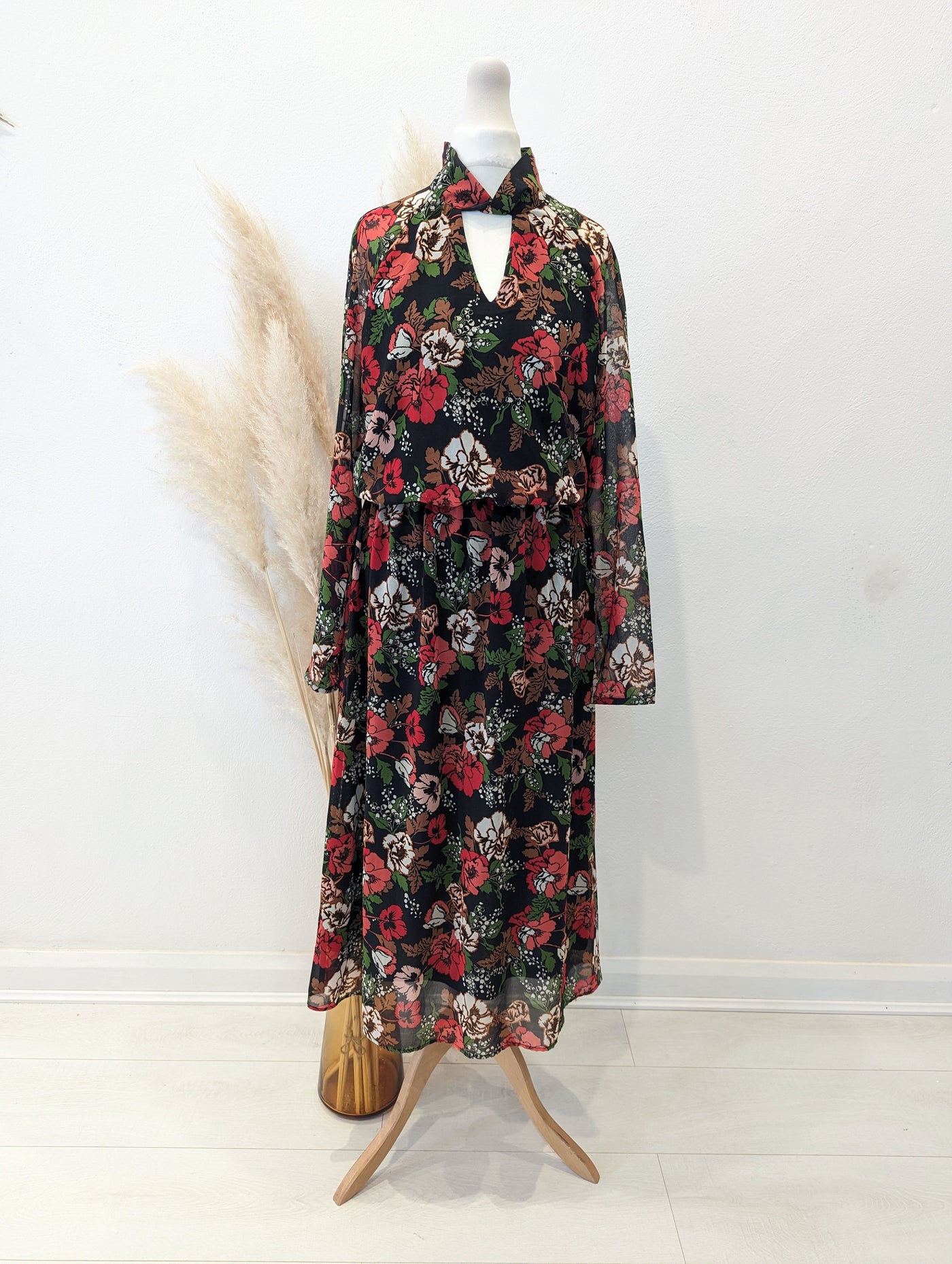 M&S Red floral Maxi 10
