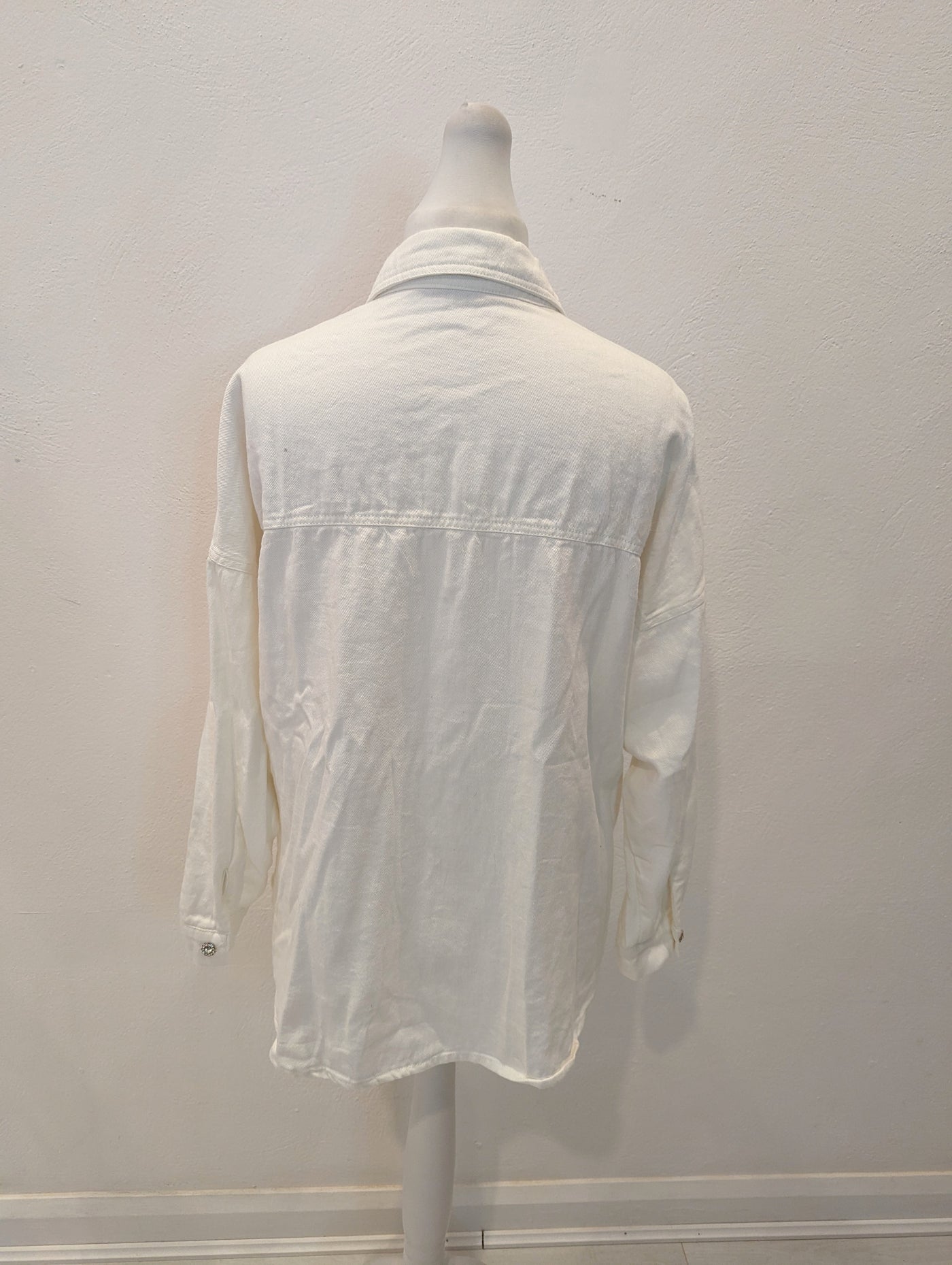 Bisou's Project White Gem Shirt S/M