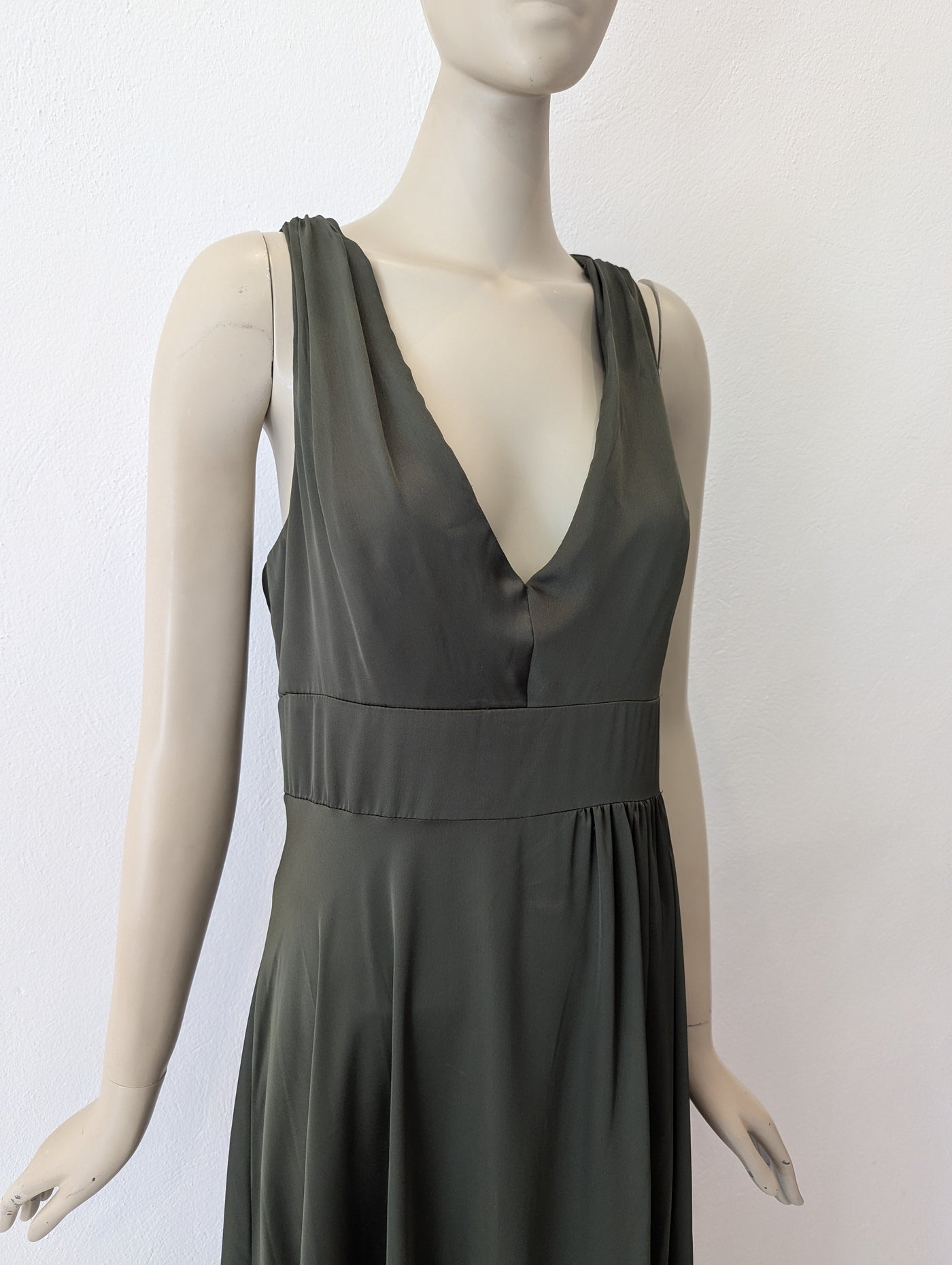 Olive vneck dress 12