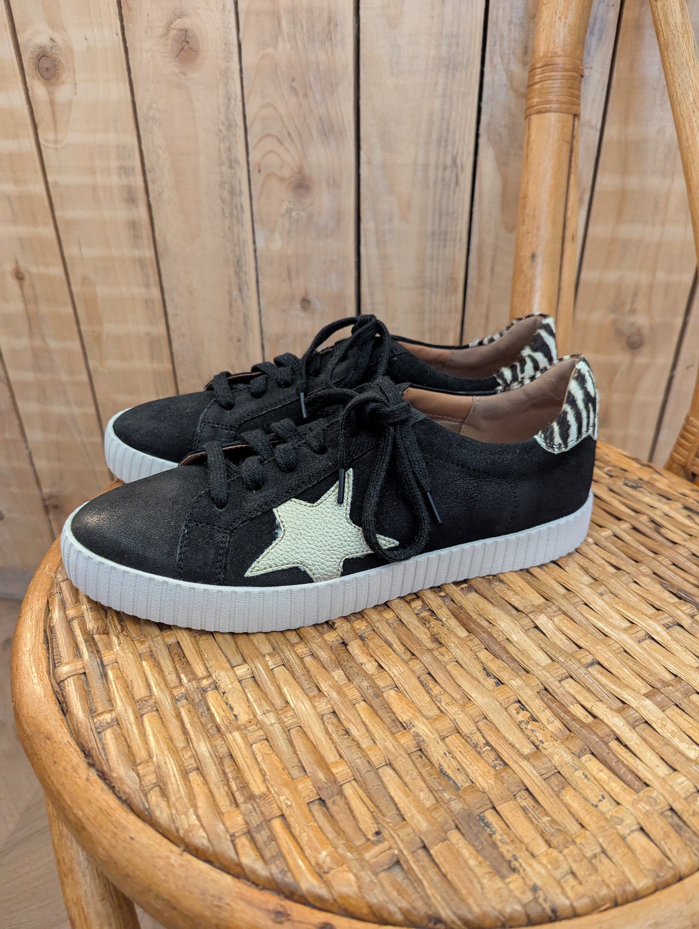 M&S Star Trainers 6.5