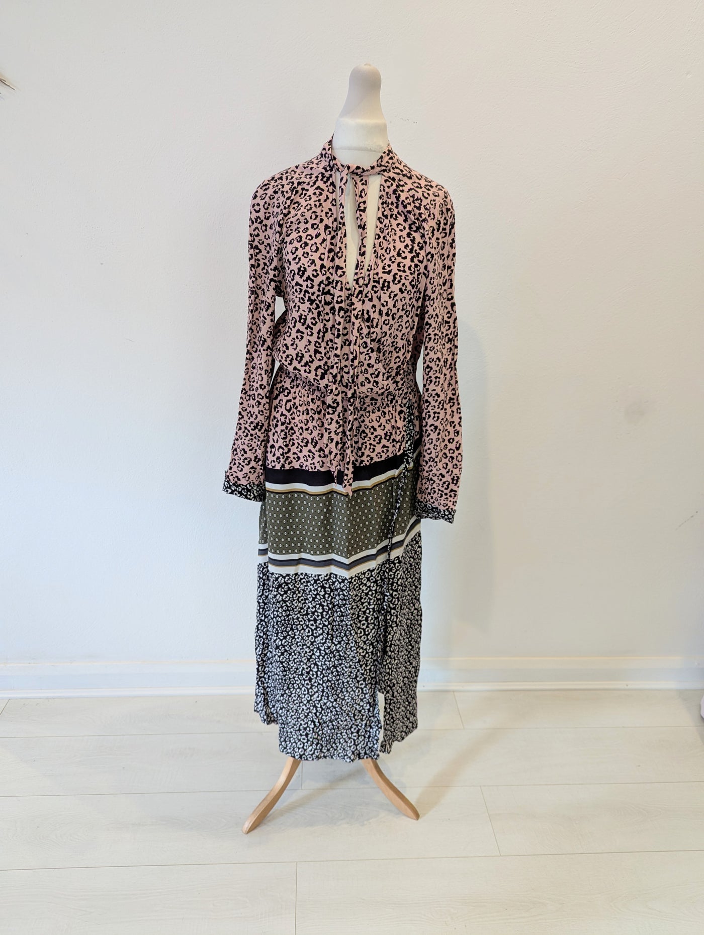 Oliver Bonas Nude animal print Dress 10