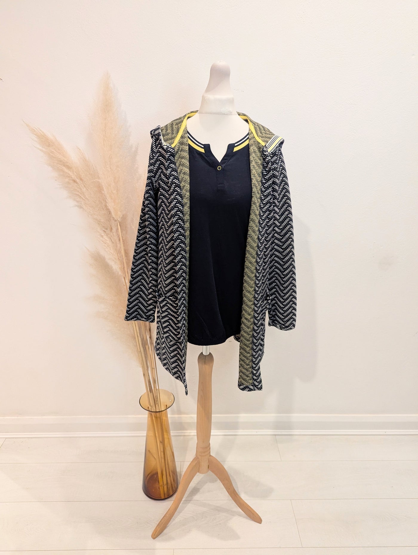 Cecil Navy 2 piece Cardigan & Top XS