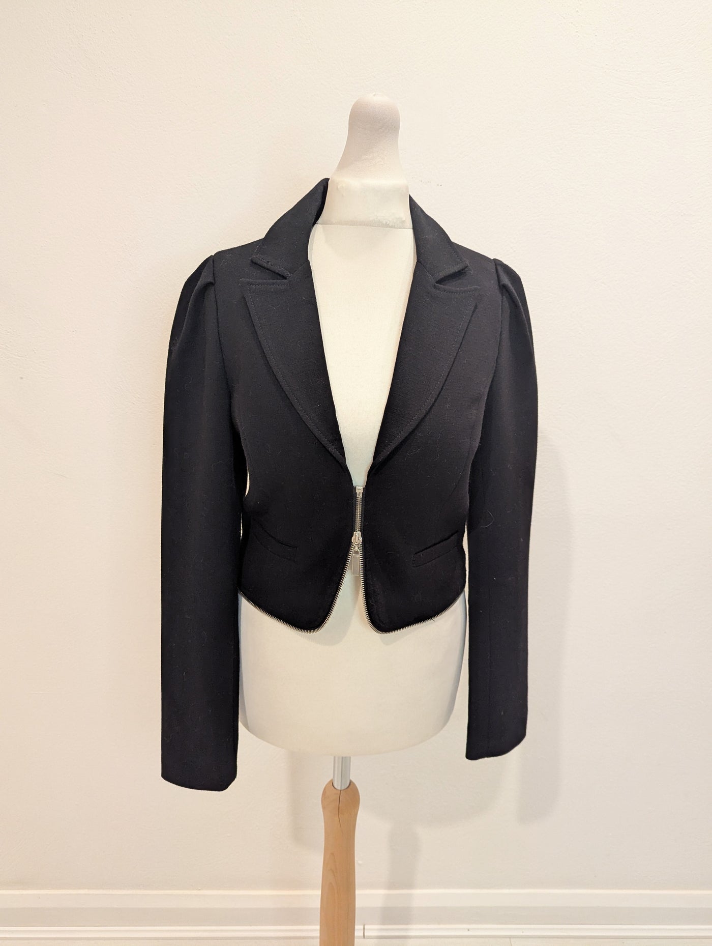 Soaked In Luxury Black Cropped Zip Jacket XS