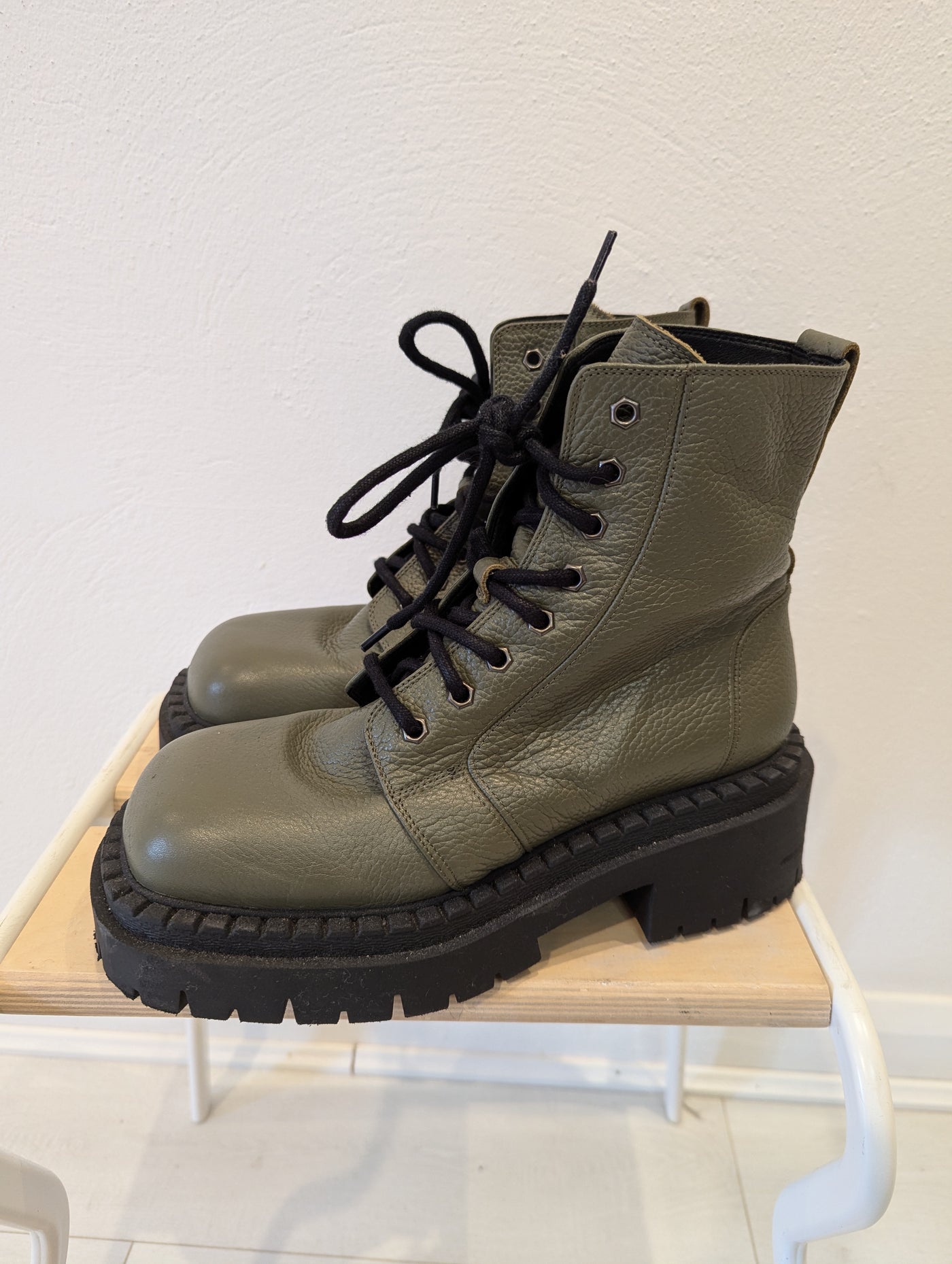 TopShop Green Leather Boots 7