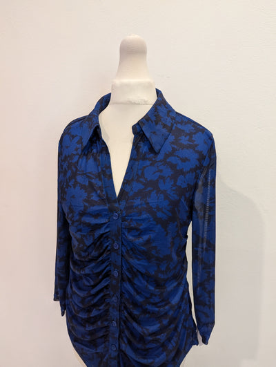 Cable & Gauge Blue Black print top SNWT