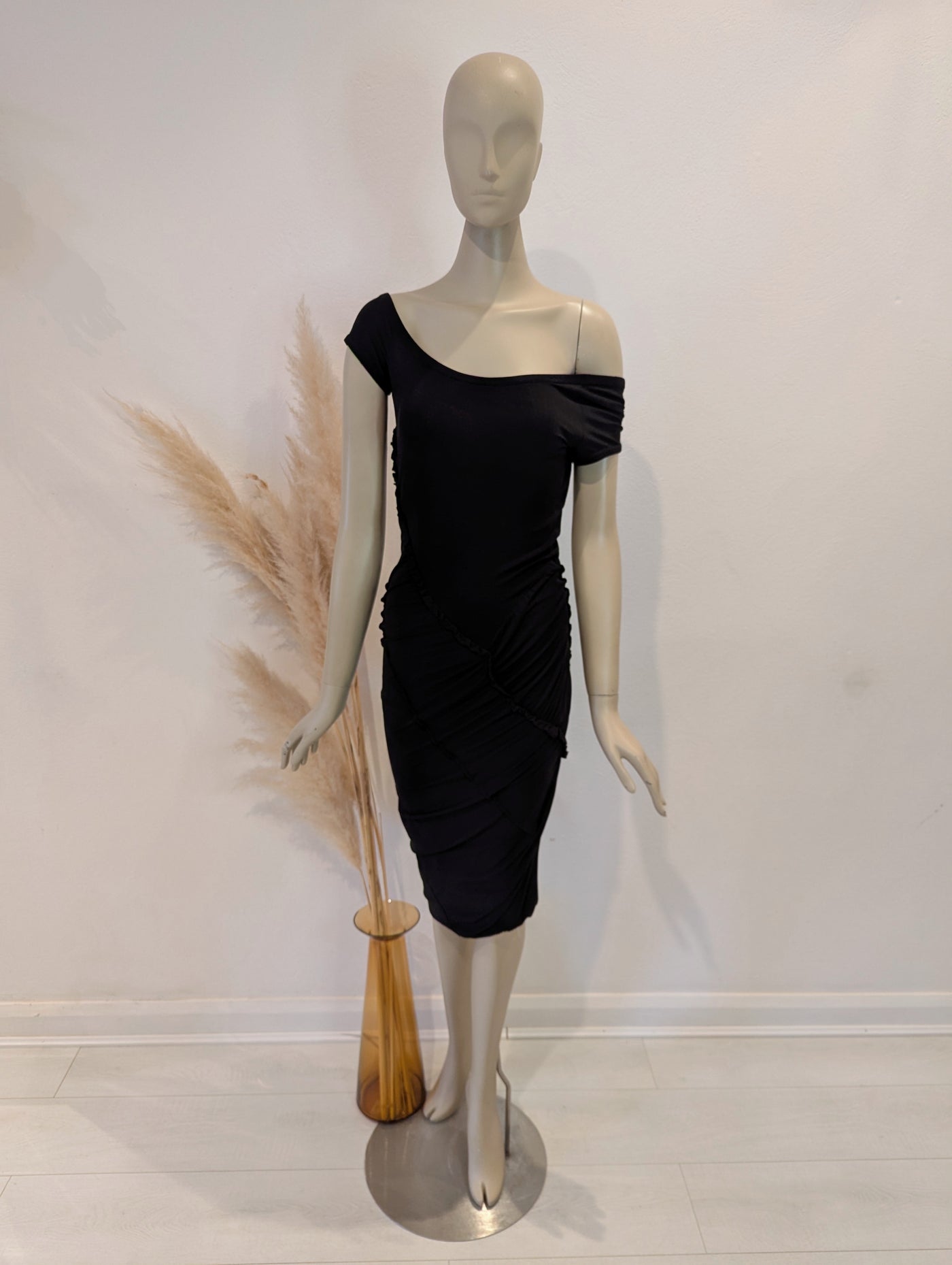 Donna Karan Black  Ruched Dress Small