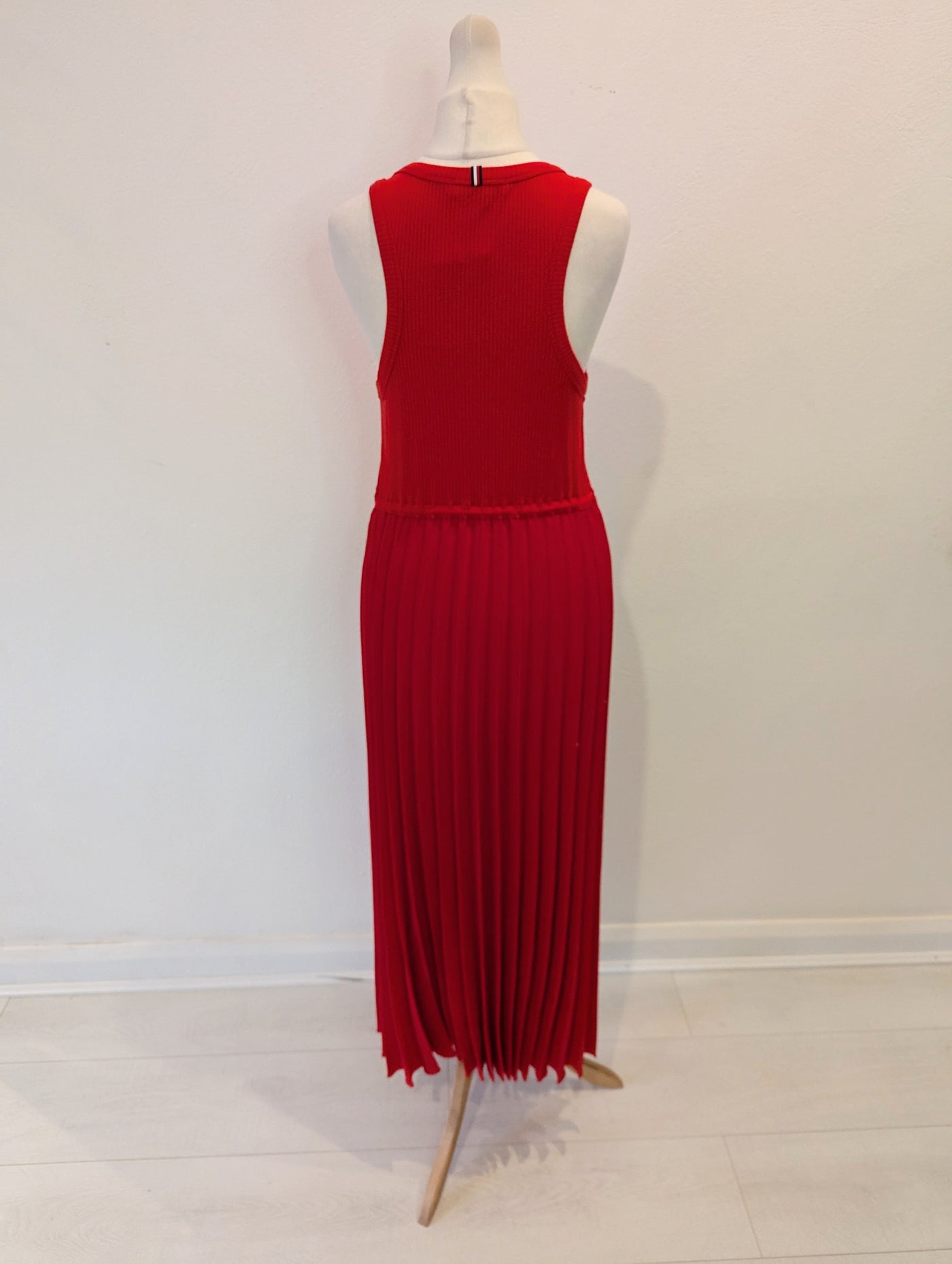 Tommy Hilfiger Pleated Dress S