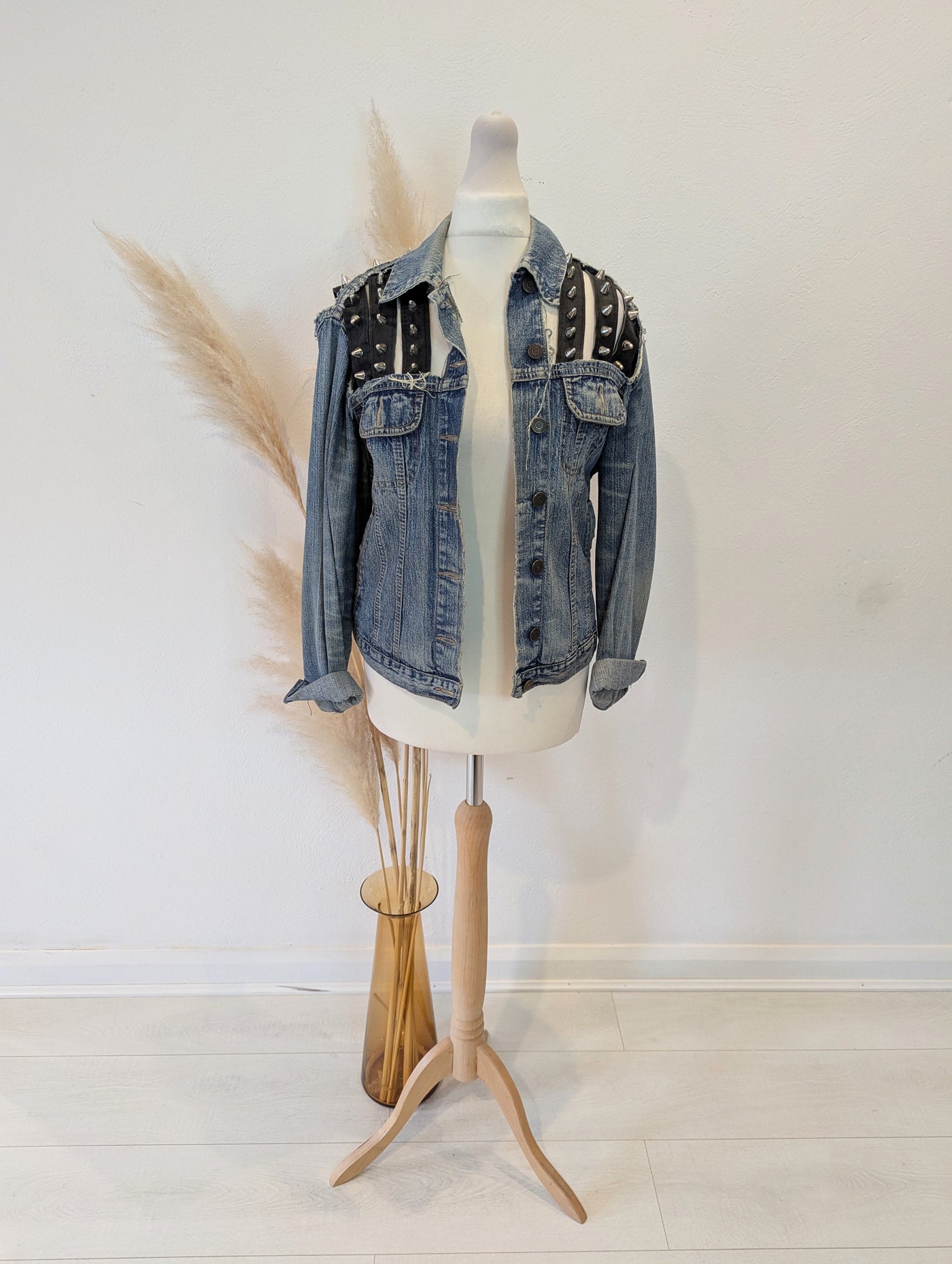 Ragged Priest Vintage Denim Jacket Small