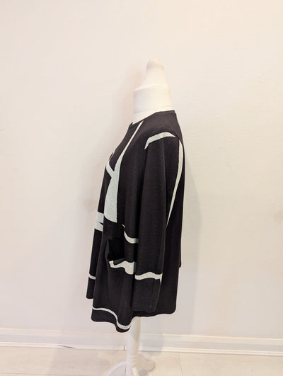 Ozai N KU Black White Tunic M