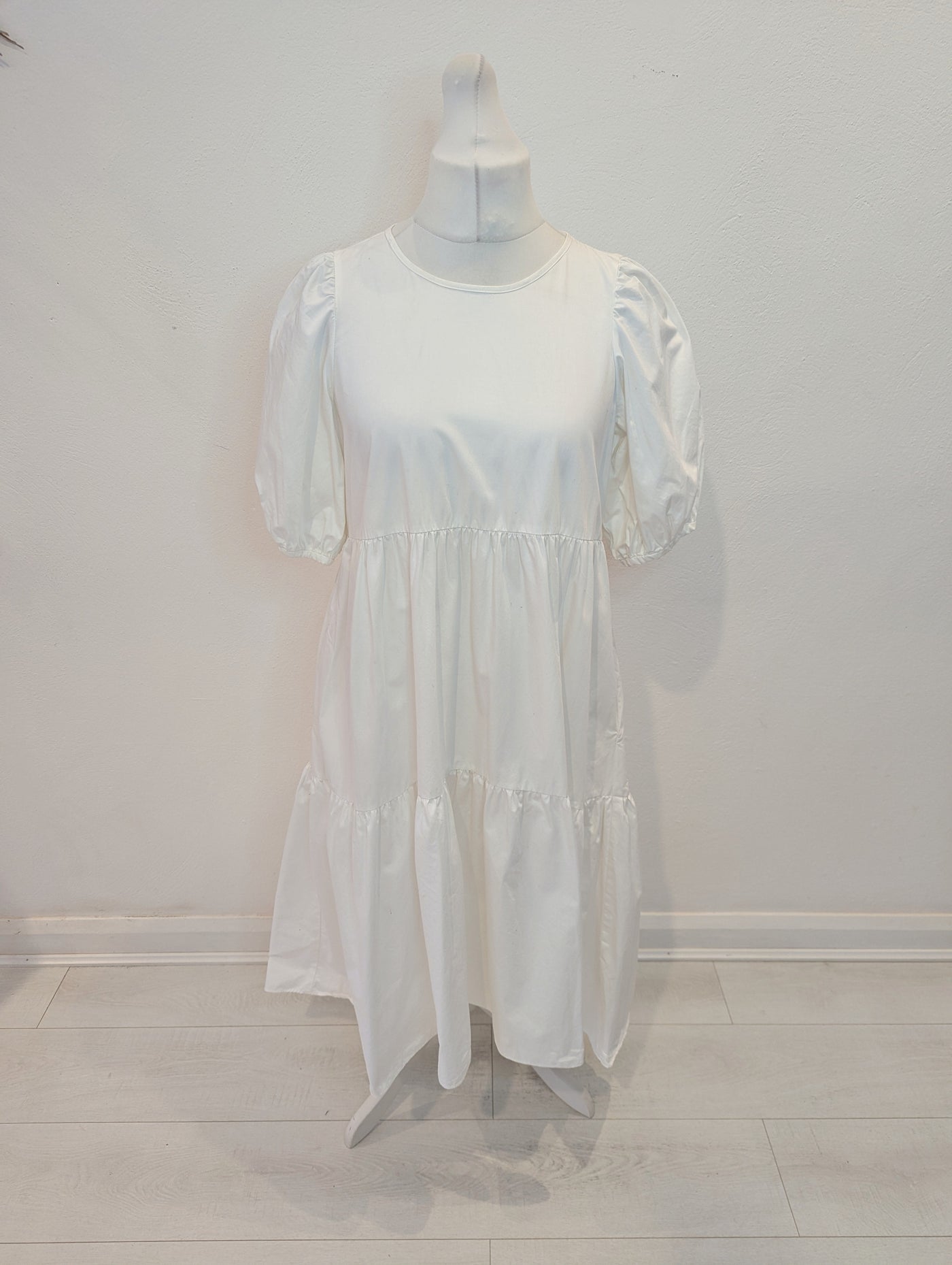 Zara White Tiered Dress L