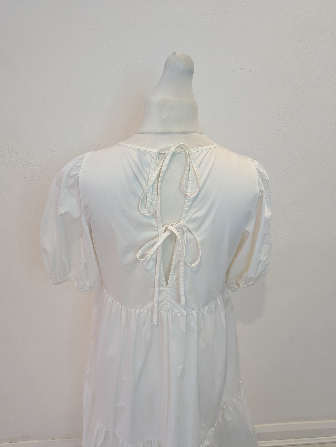 Zara White Tiered Dress L