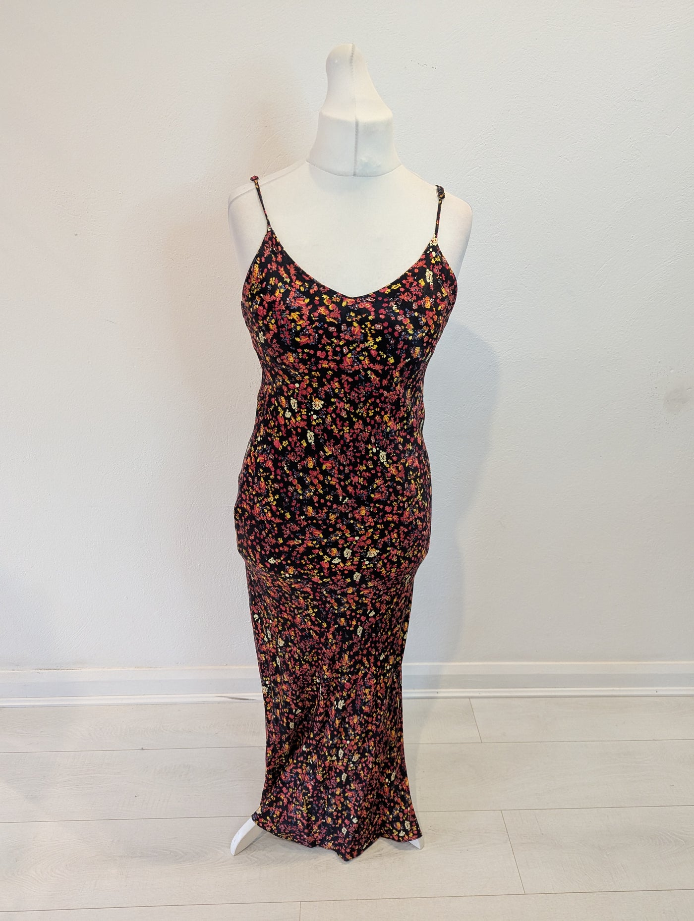 urban outfitters orange floral dress UO Claudette Floral Print Smock Dress