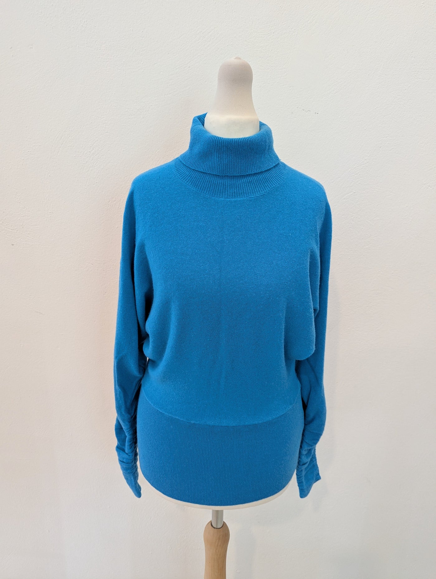 Reiss blue wool mix top XS