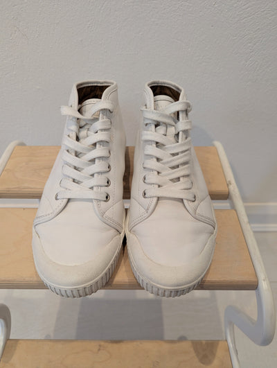 Spring Court white high tops 5 RRP £133