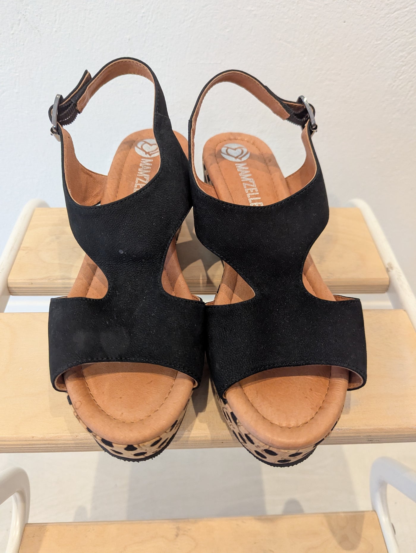 Mam'zelle Spot Wedges 6