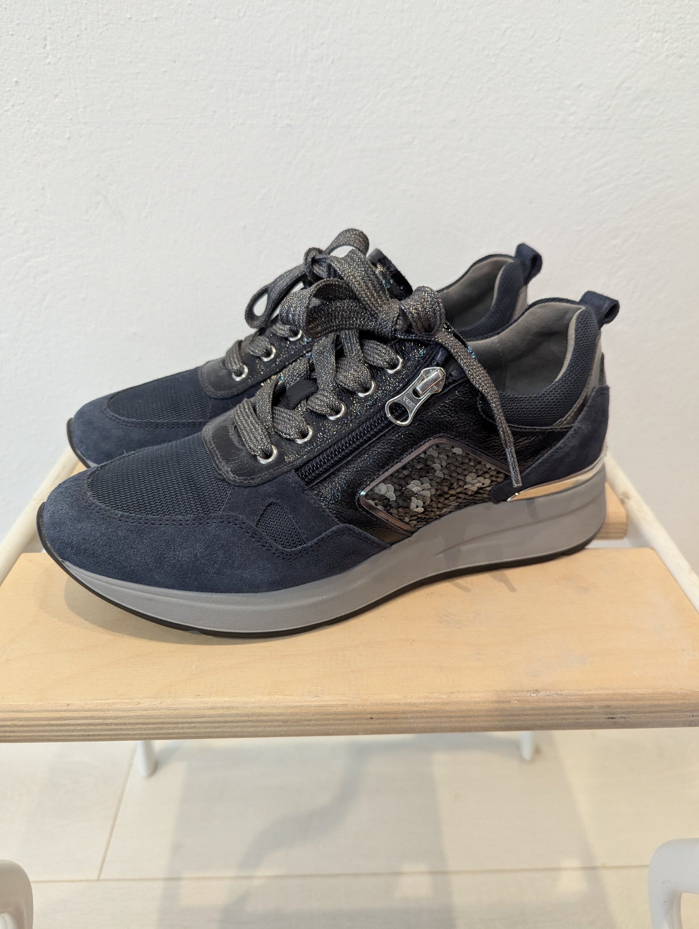 Nero Giardini Navy Trainers 4