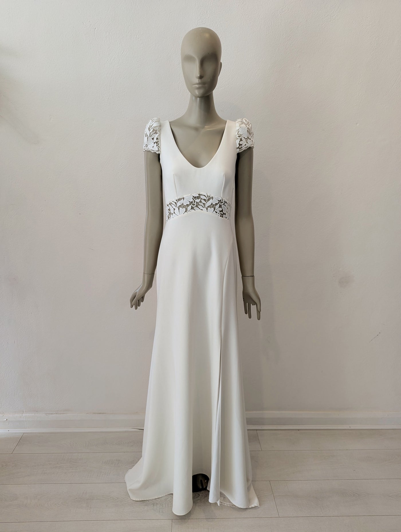 Marylise Thalia 10 RRP £2200