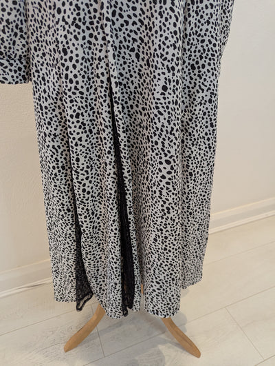My Sisters Closet Spot Dress S