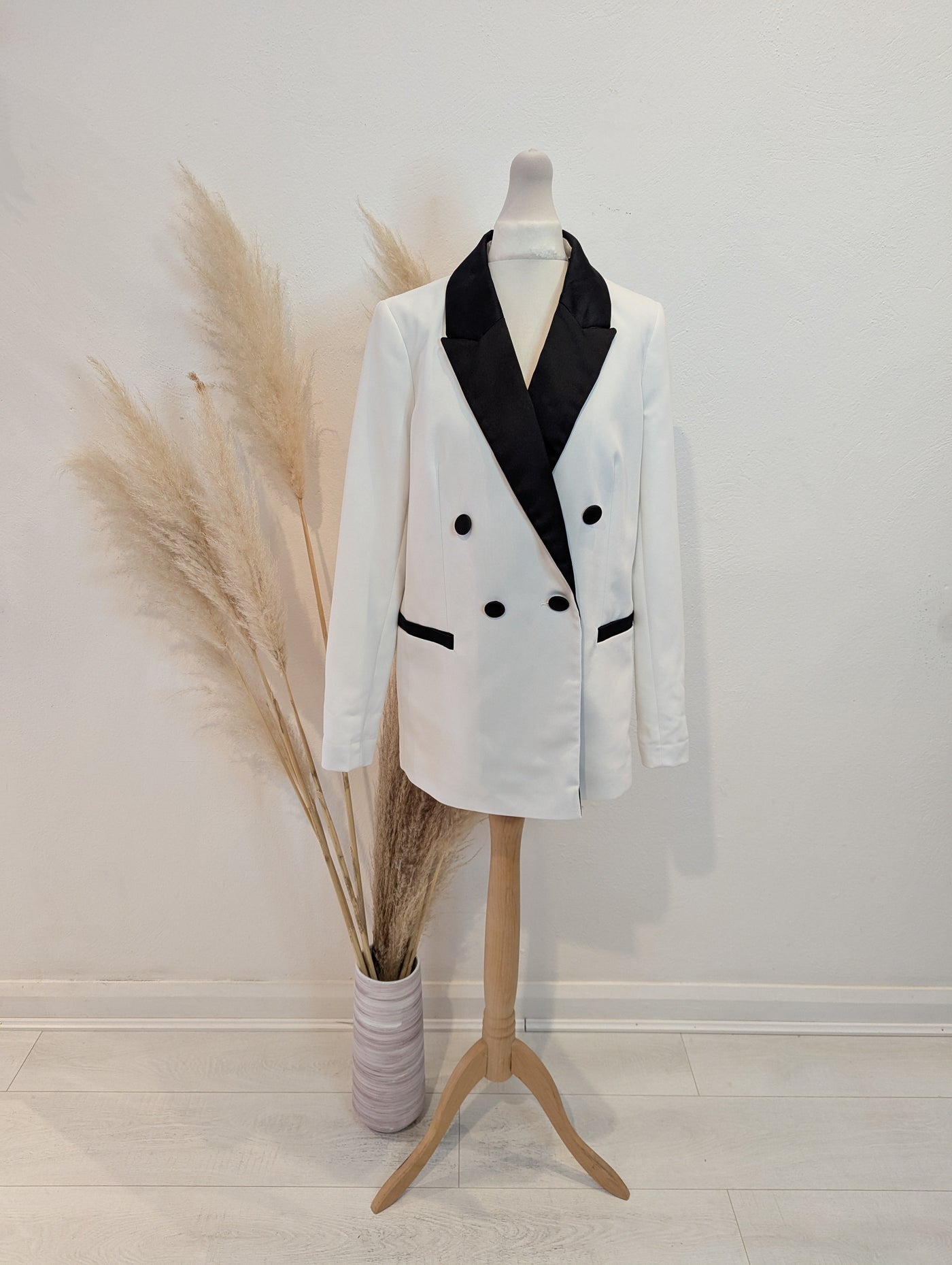River Island White Tux Jacket 10