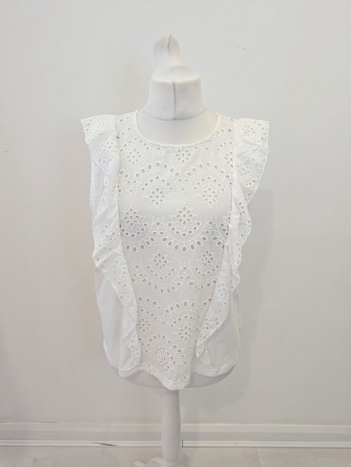 Ichi White Sleeveless Blouse Size XL NWT RRP £35
