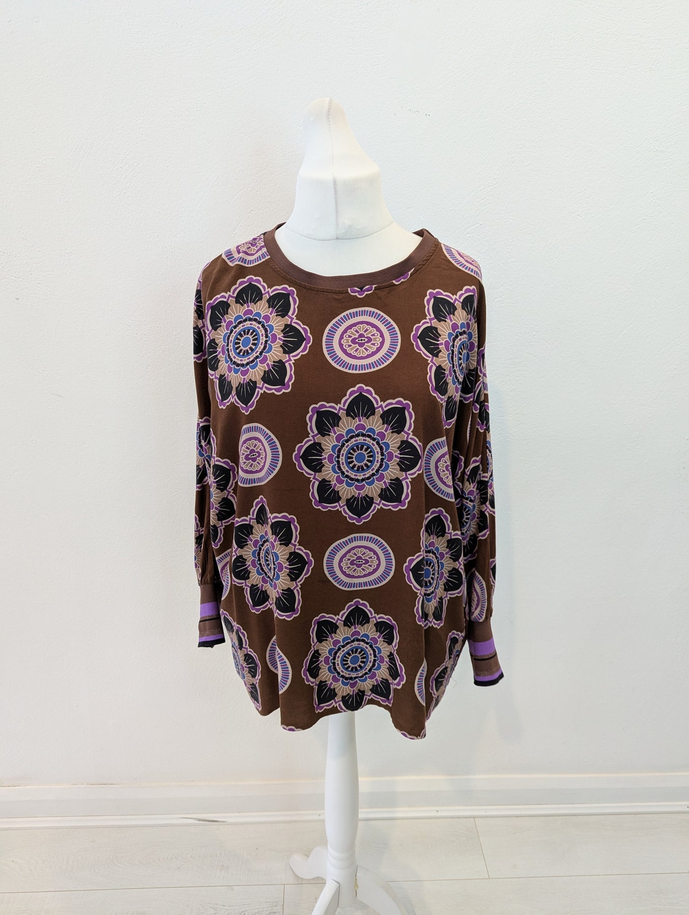 Milano Italy Brown/Purple Top Size 12