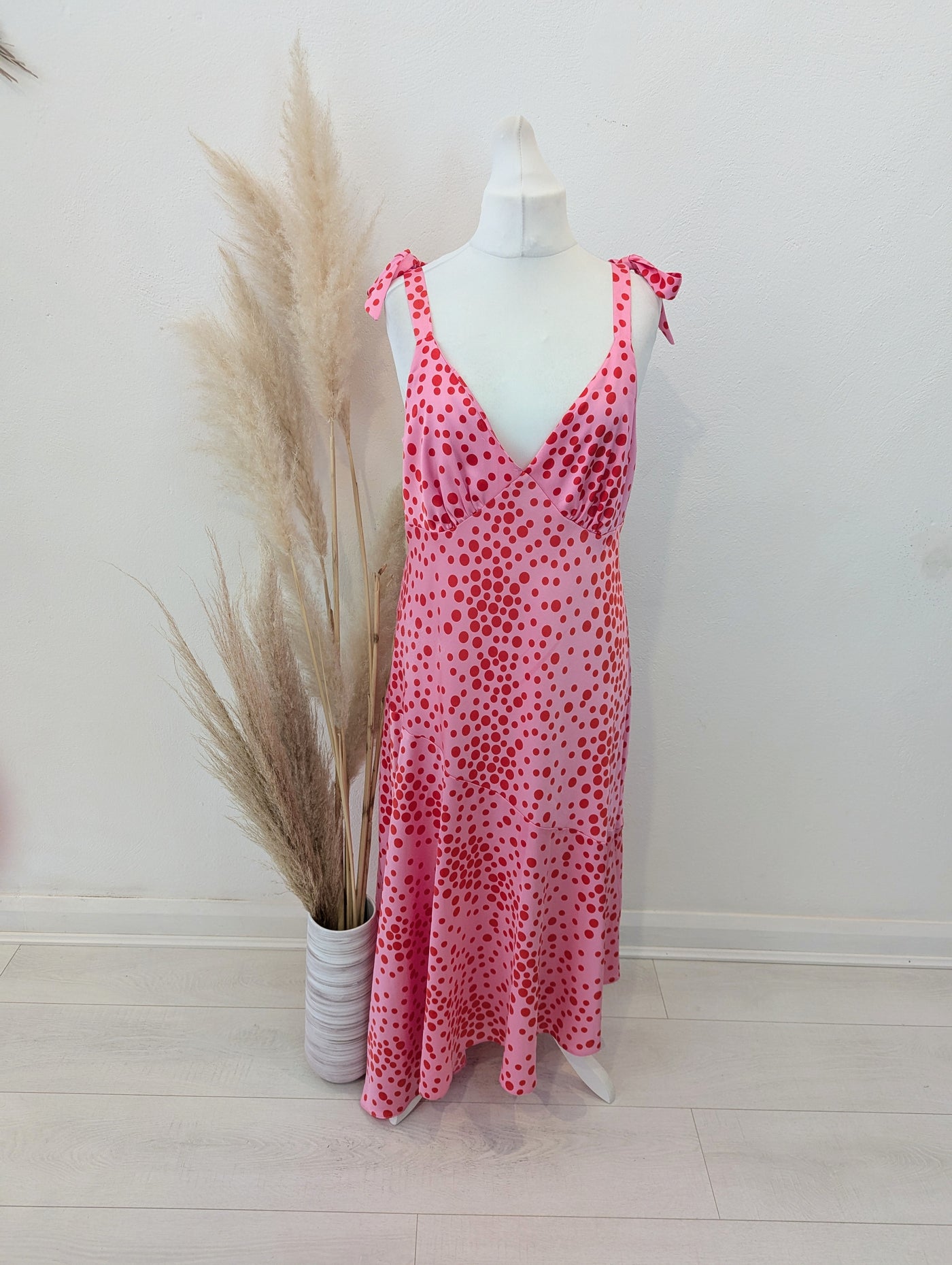 New Look Pink/Red Spot Dress Size 18