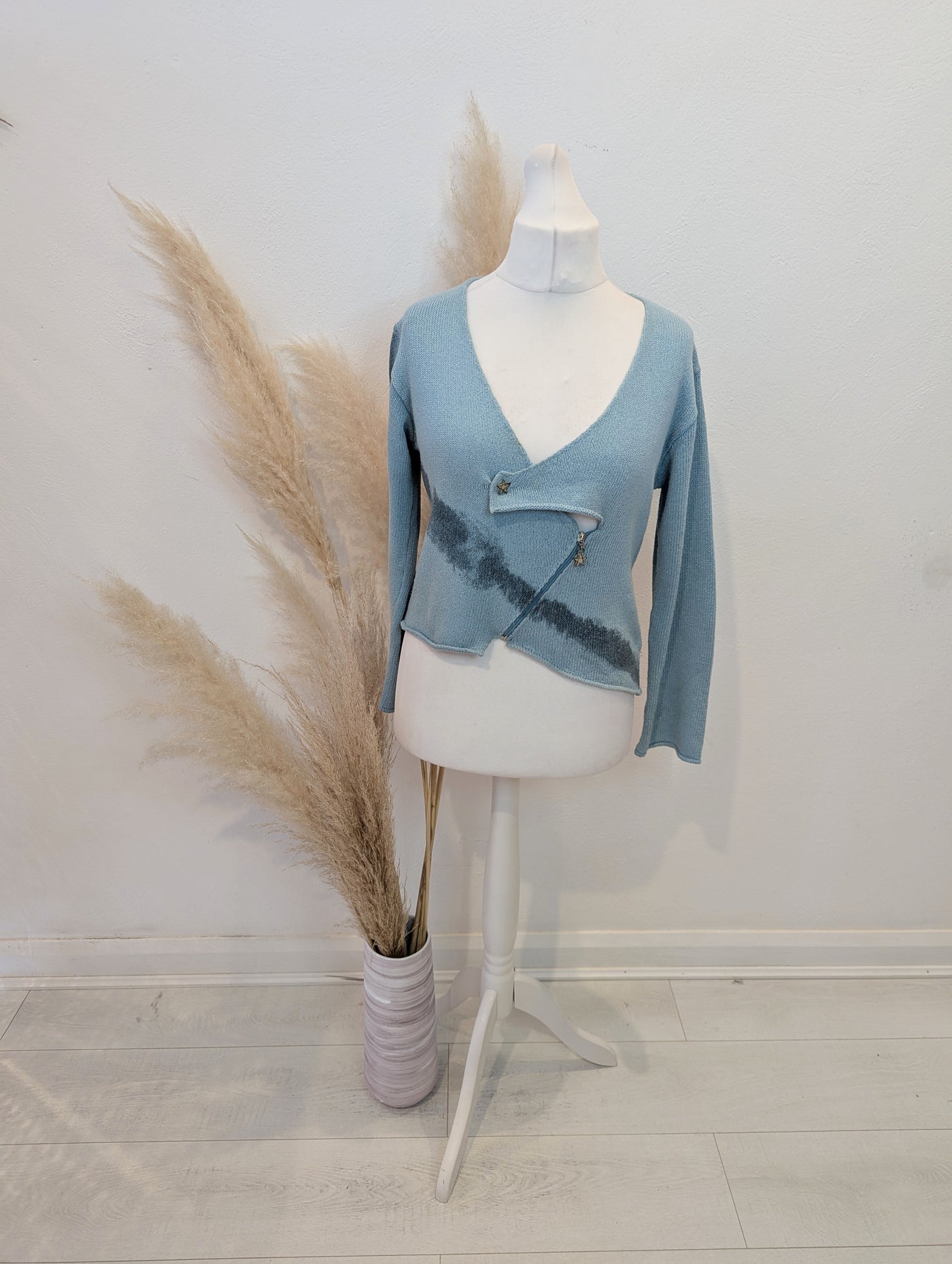 Lunatisme Blue Wrap Cardigan M