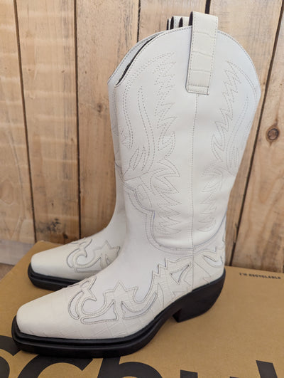 Schuh White Cowboy Boots 6 New