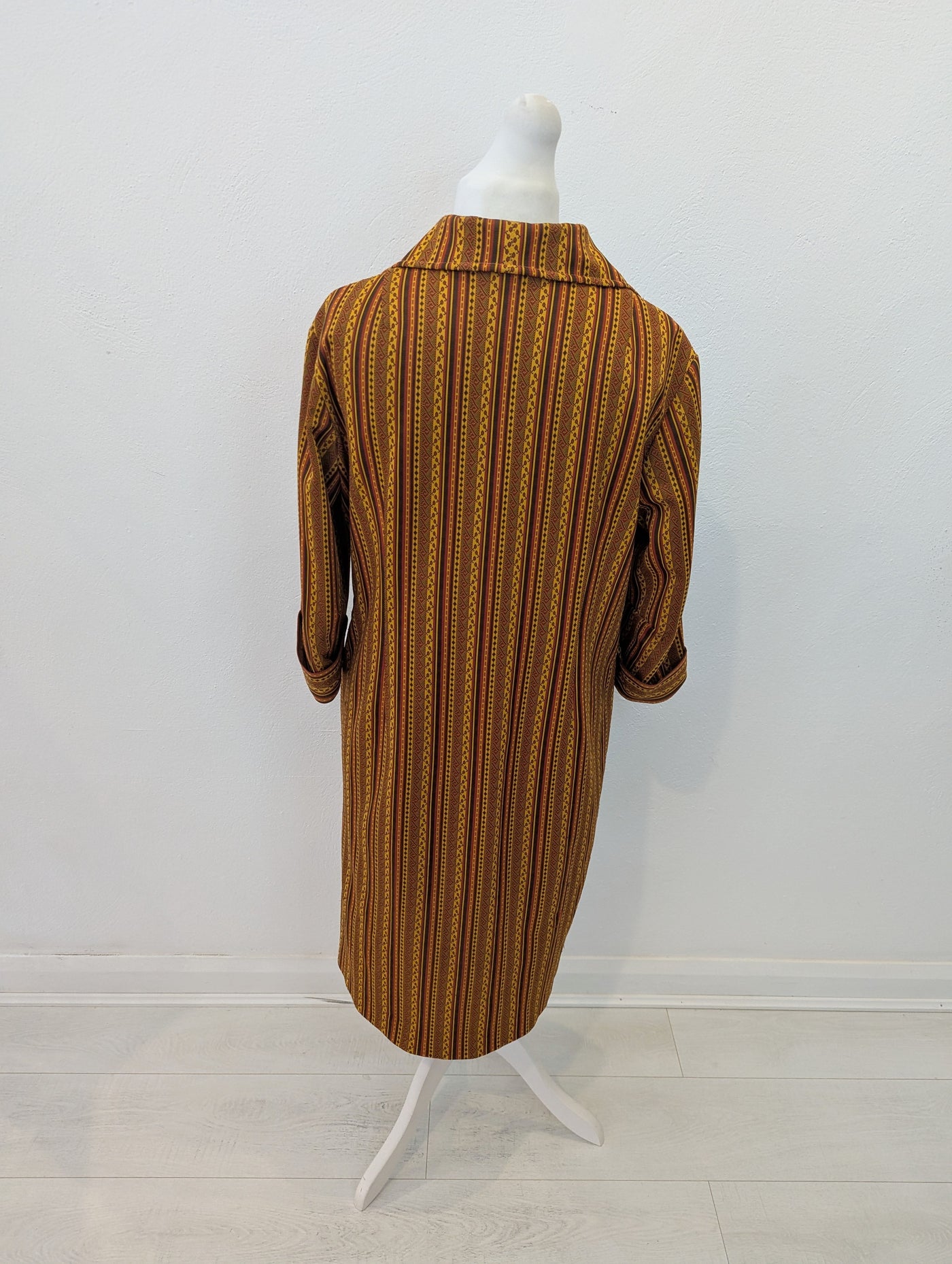 Makyta 1980's brown stripe Dress 14