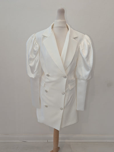 Forever Unique White Blazer  Dress 6  NWT