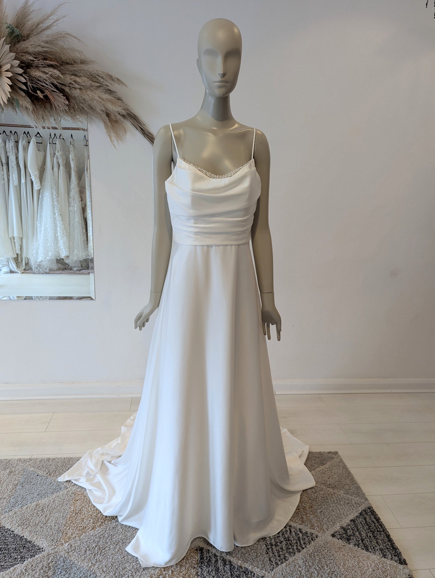 Stella York Pearl Satin dress 16 RRP 1500