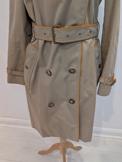 Burberry orange trim Trench 10