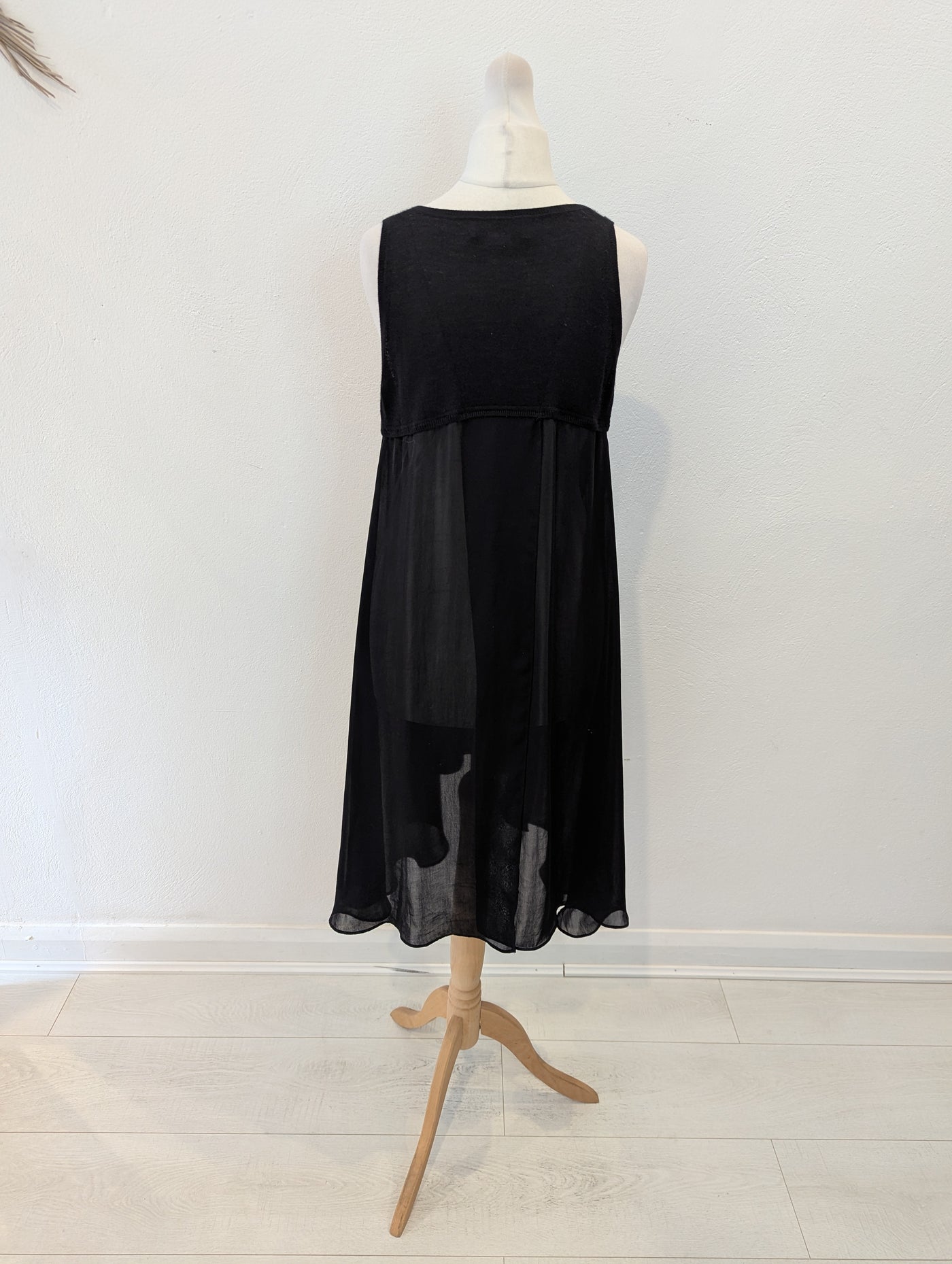 Amanda Wakeley cashmere/ sheer tunic S petite