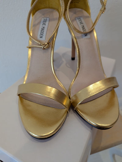 Steve Madden Gold Heels 7