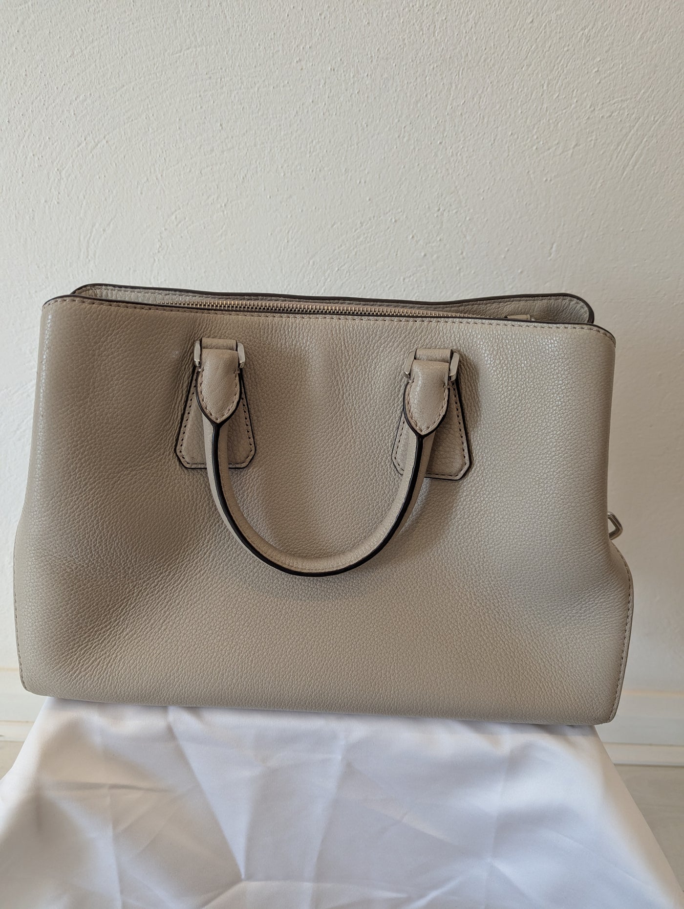 Micheal Kors Camille Grey Tote