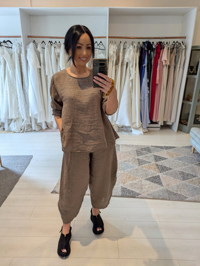 Style Hax Linen Top in Taupe