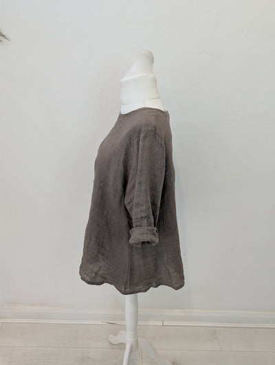 Style Hax Linen Top in Taupe