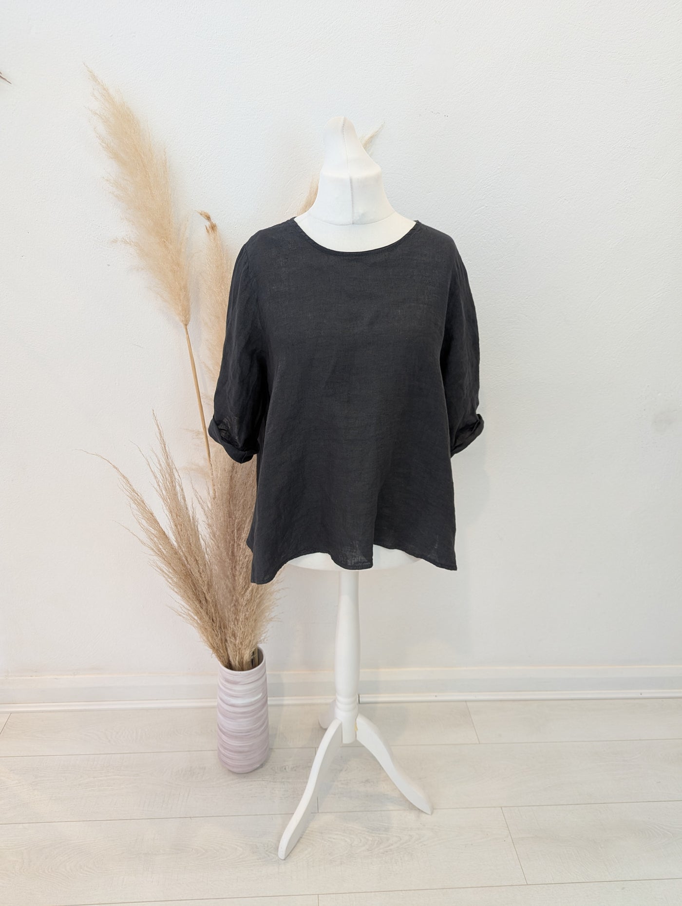 Style Hax Linen Top in Charcoal