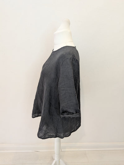 Style Hax Linen Top in Charcoal