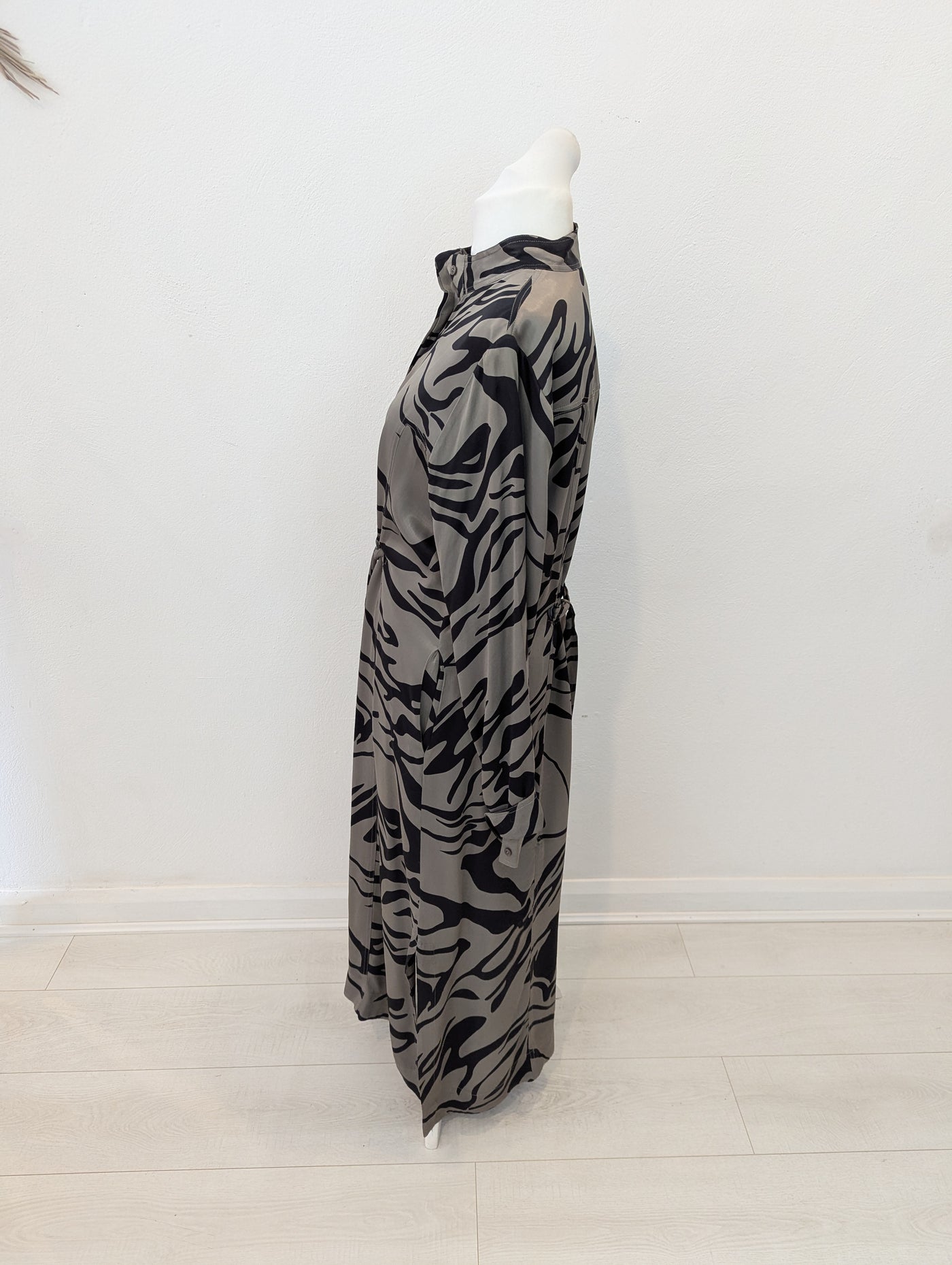 Second Female Khaki & Black Maxi Dress XL
