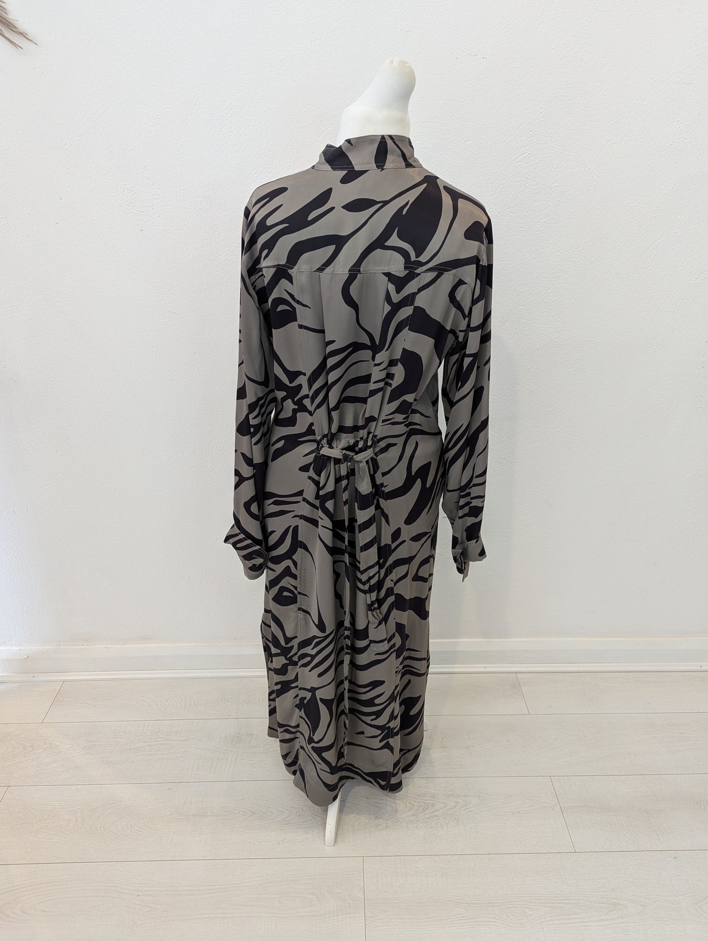 Second Female Khaki & Black Maxi Dress XL