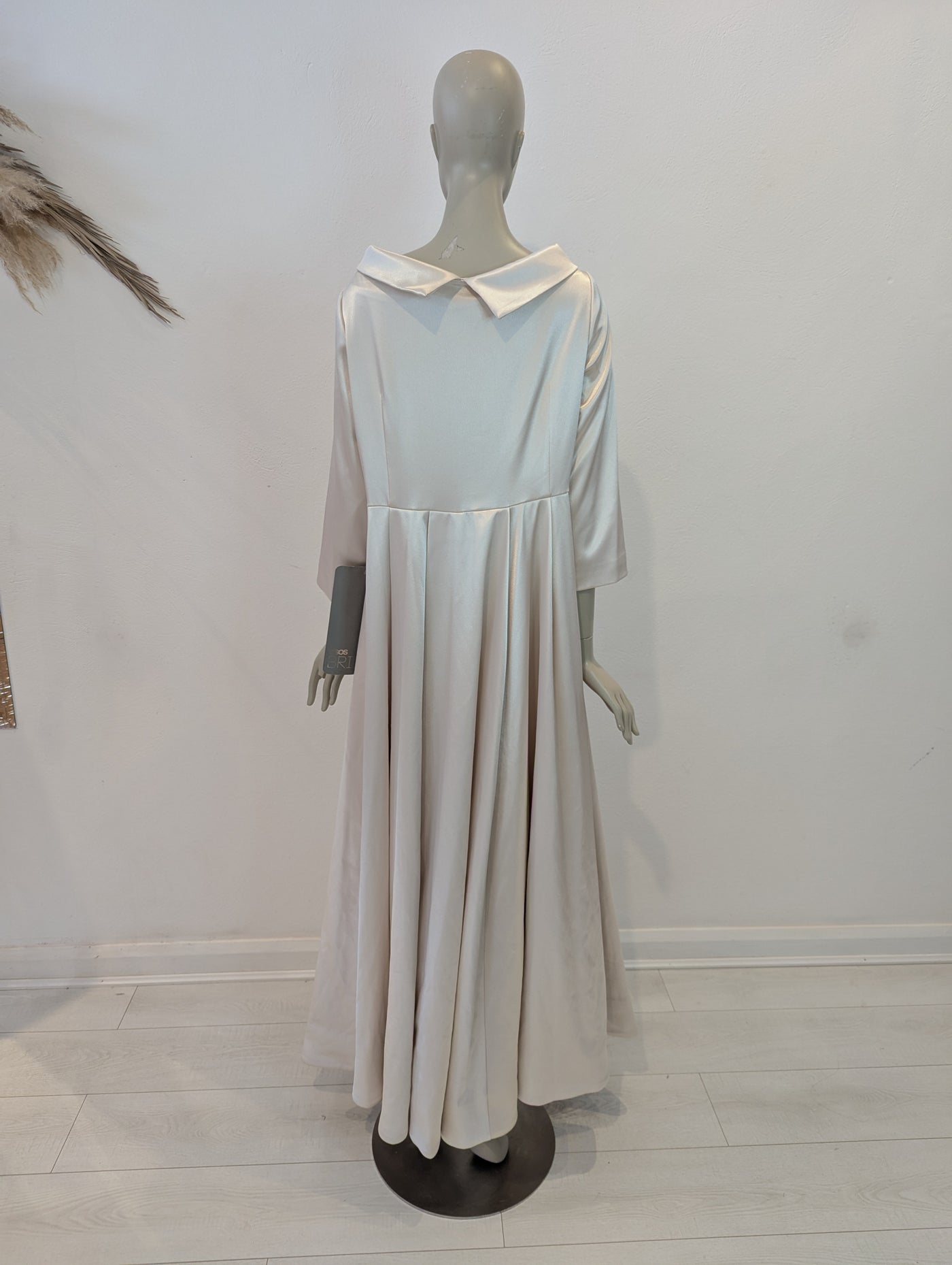 Asos Bridal Cream Satin Suit 18 NWT