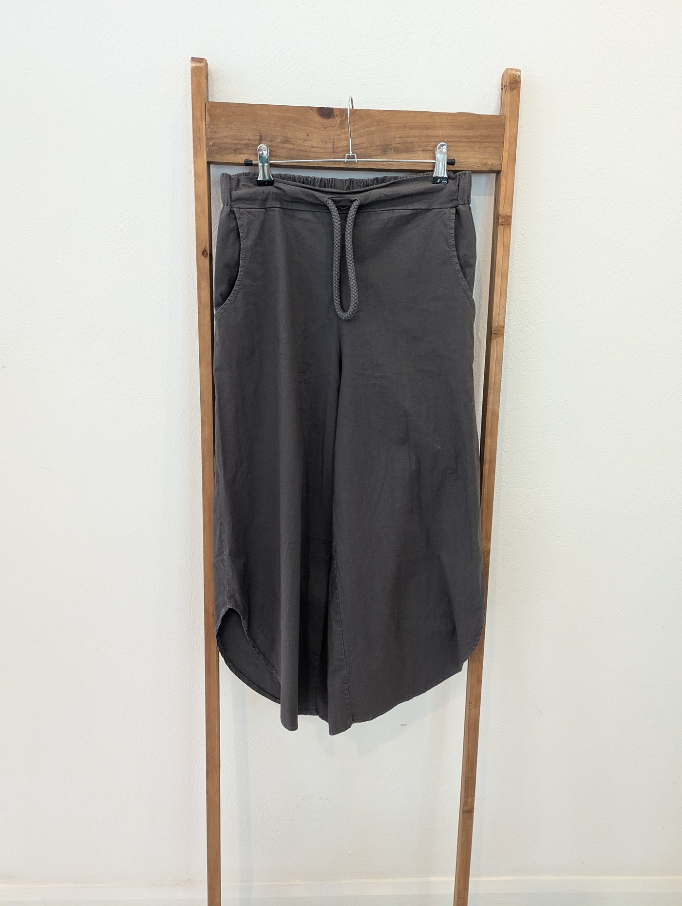 Planet Charcoal Cotton 3/4 Leg trousers 10/12