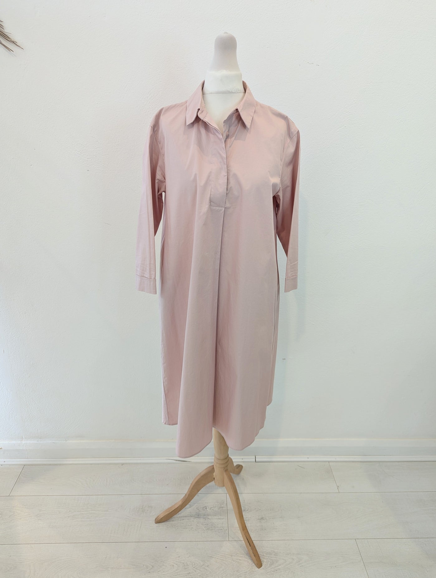Carolyn Donnelly Pink Shirt Dress 8