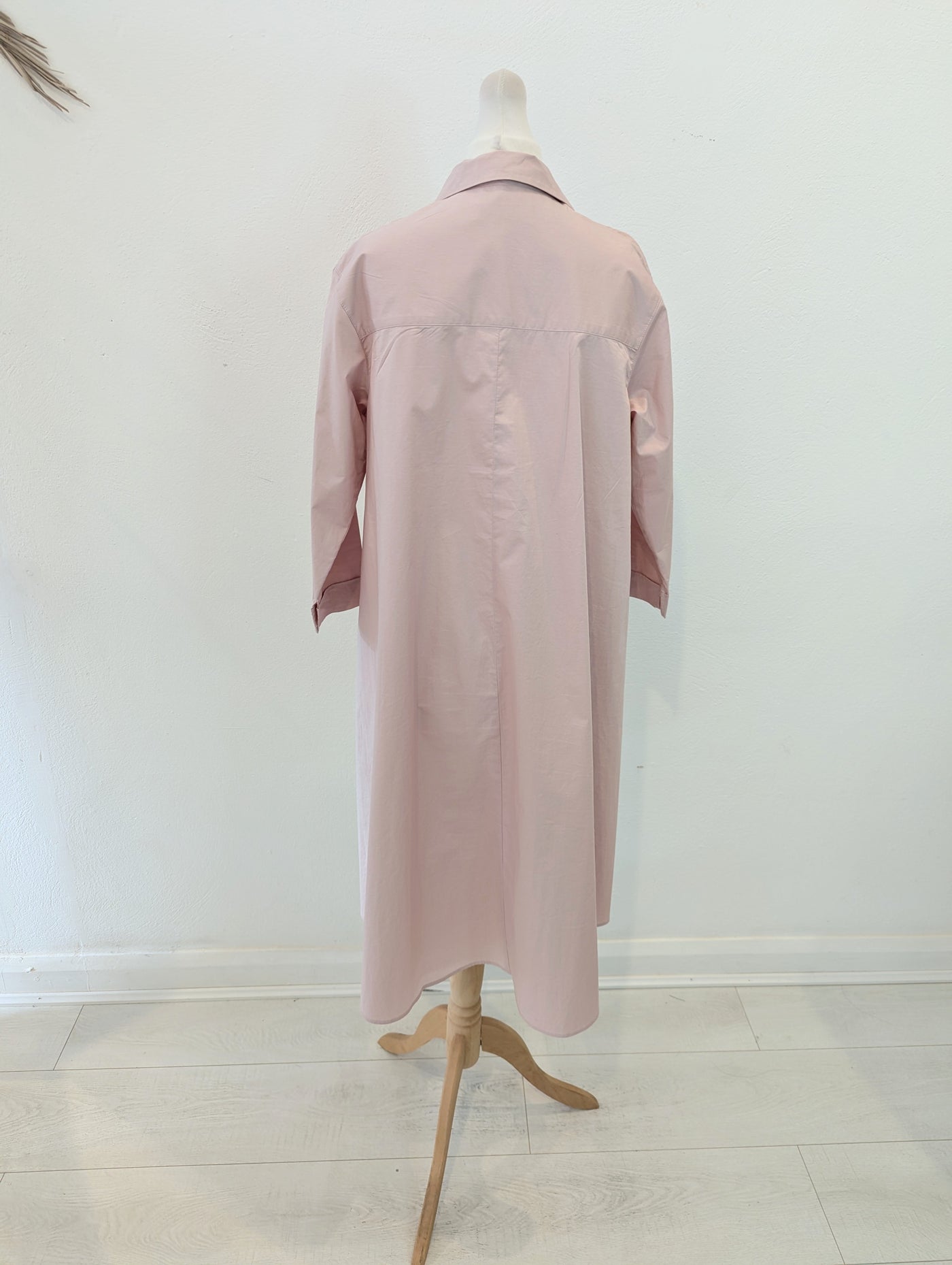 Carolyn Donnelly Pink Shirt Dress 8